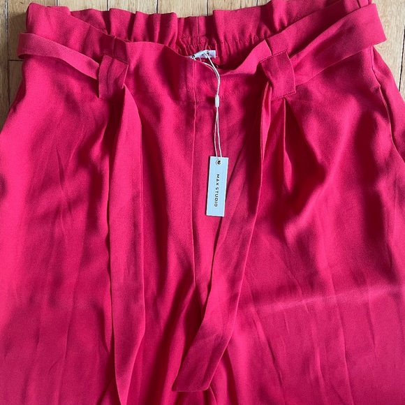 Brand New Women's Max Studio Red Paperbag Waist Pants - Picture 11 of 14